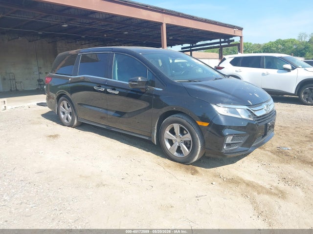 Salvage Honda Odyssey Image