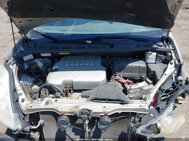 Toyota Sienna Le