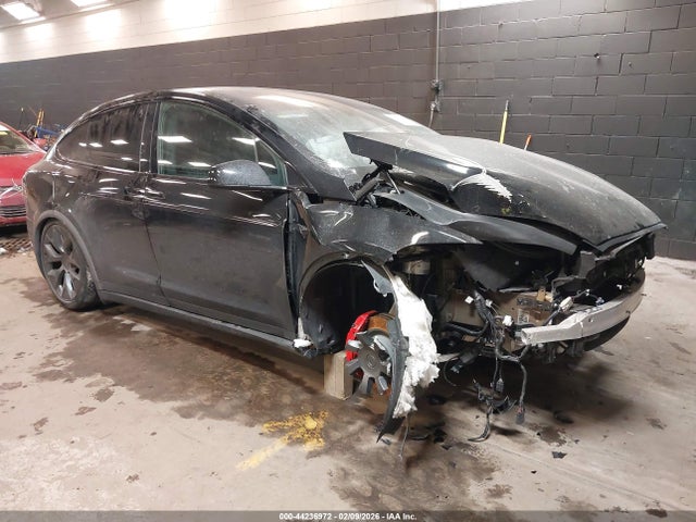 Salvage Tesla Model X Image