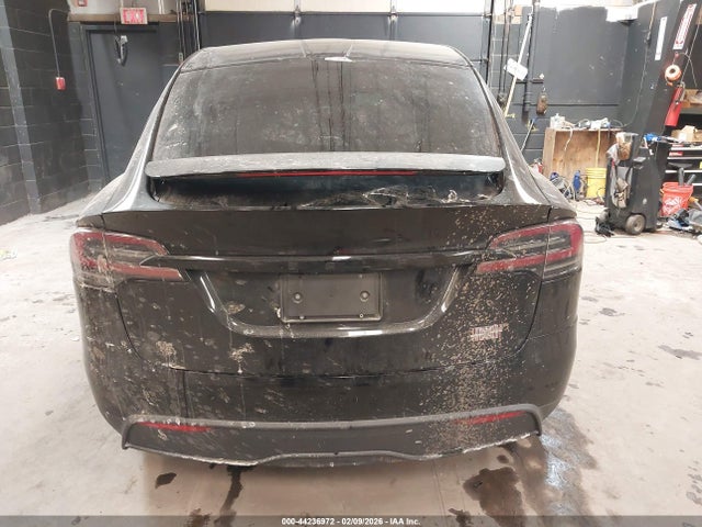 Tesla Model X Plaid