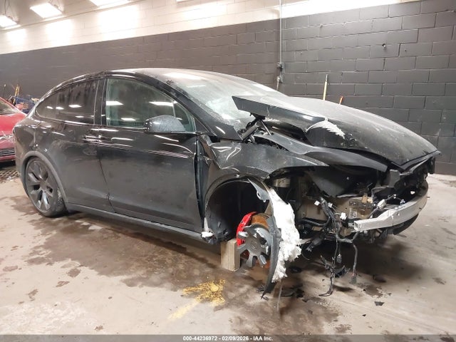 Tesla Model X Plaid
