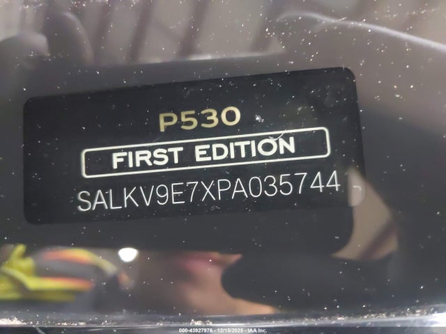 Land Rover Range Rover First Edition