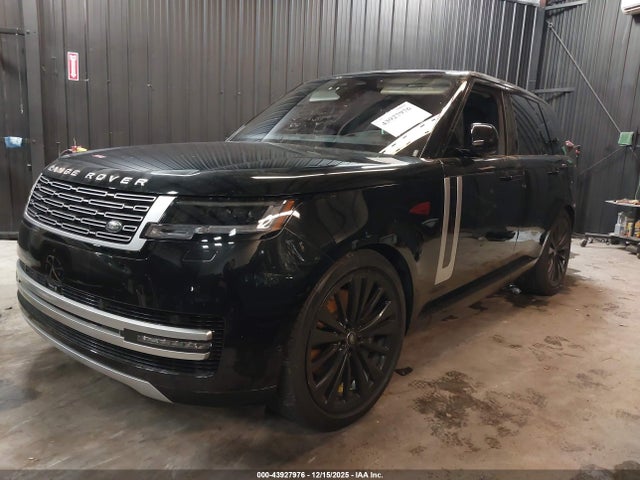 Land Rover Range Rover First Edition