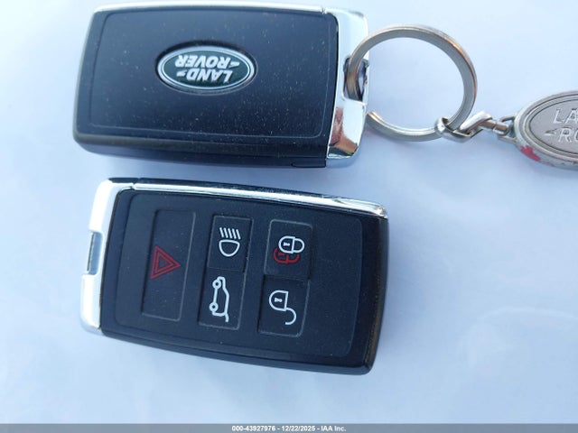 Land Rover Range Rover First Edition