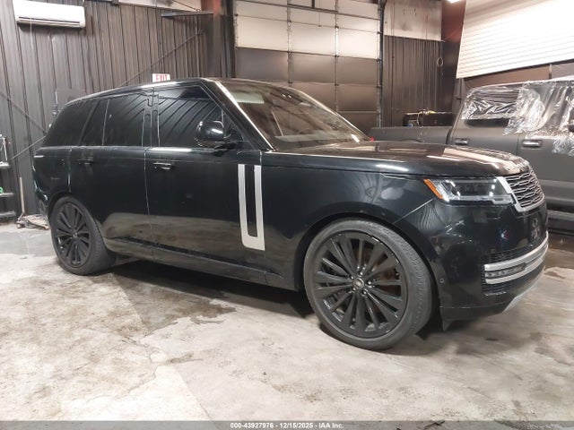 Salvage Land Rover Range Rover Image