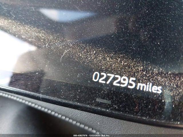 Land Rover Range Rover First Edition