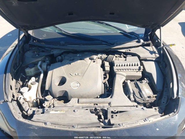 Nissan Maxima