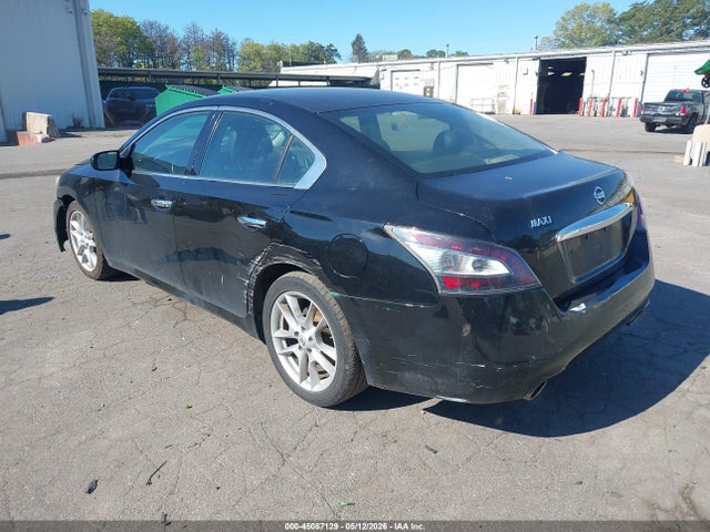 Nissan Maxima
