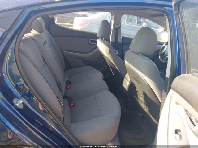 Hyundai ELANTRA Se