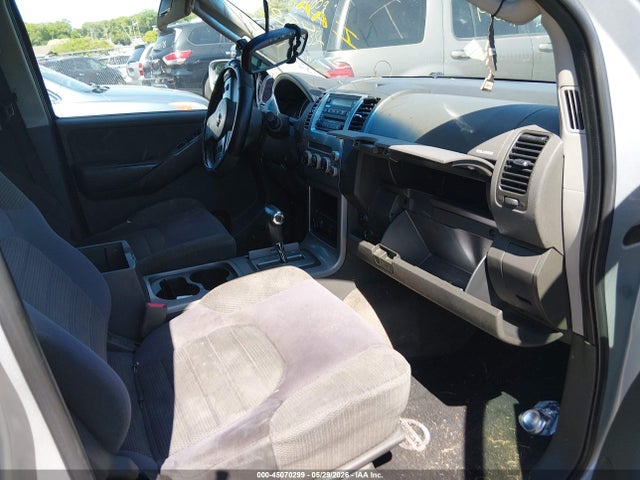 Nissan Pathfinder Se