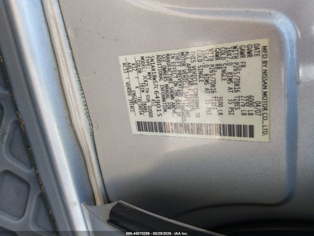 Nissan Pathfinder Se