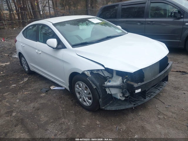 Salvage Hyundai ELANTRA Image