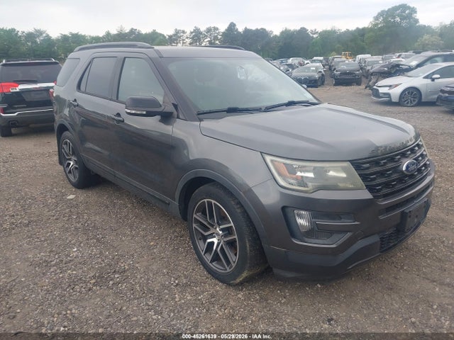 Salvage Ford Explorer Image
