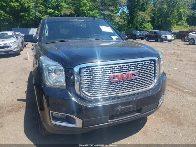 GMC Yukon Denali