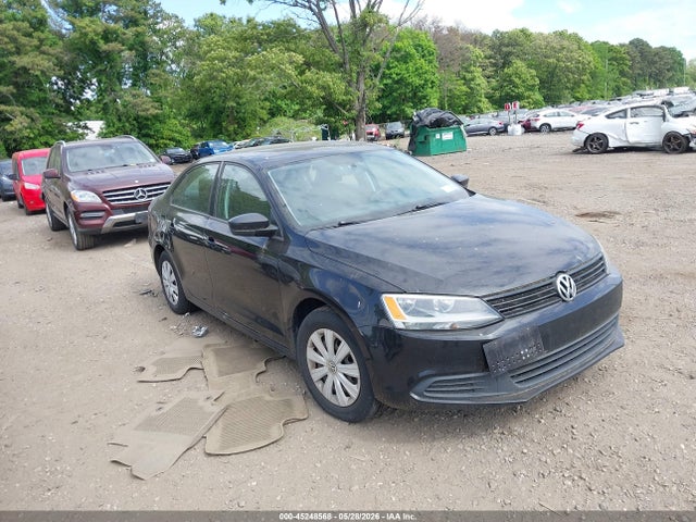 Salvage Volkswagen Jetta Image