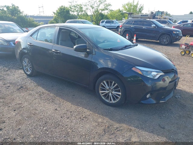 Salvage Toyota Corolla Image