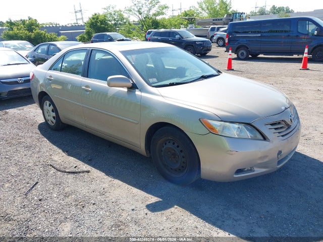 Salvage Toyota Camry Image