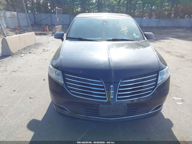 Lincoln MKT Livery