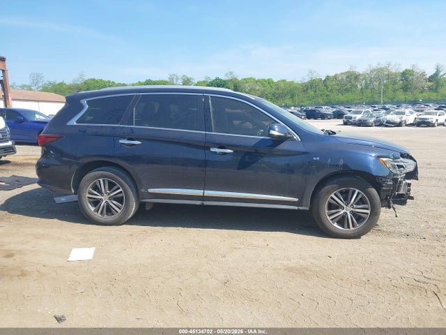INFINITI Qx Luxe