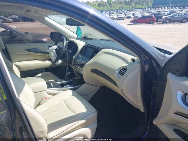 INFINITI Qx Luxe