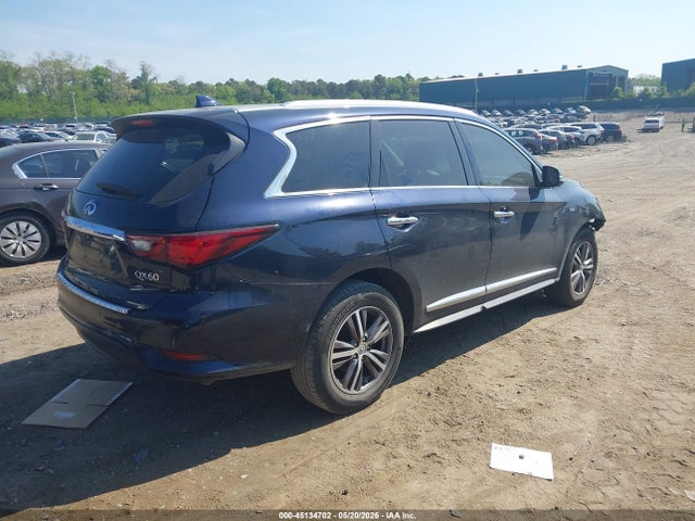 INFINITI Qx Luxe