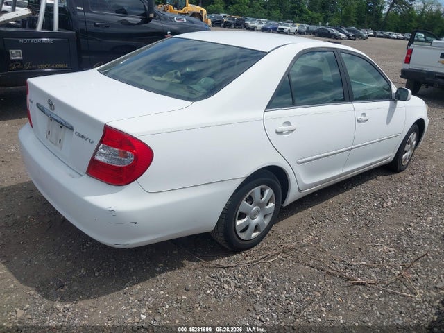 Toyota Camry Le
