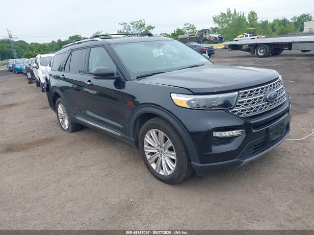 Salvage Ford Explorer Image