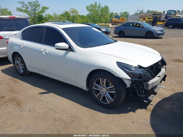 Salvage INFINITI G37x Image