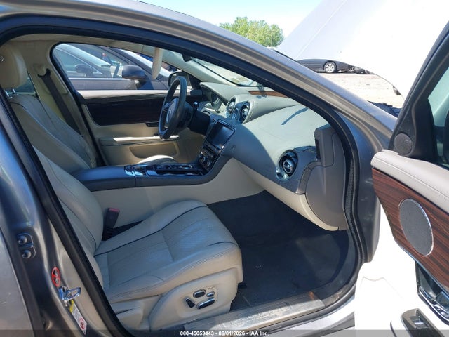 Jaguar XJ Xjl