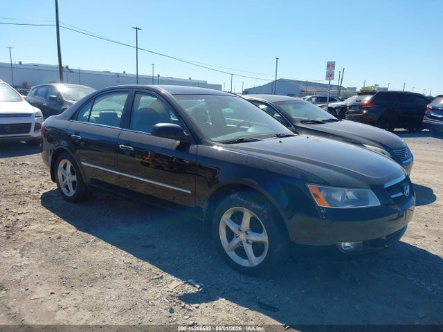 Salvage Hyundai SONATA Image