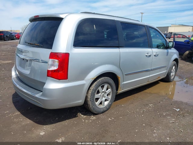 Chrysler Town & Country Touring