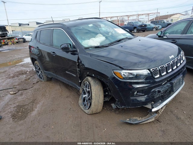 Salvage Jeep Compass Image