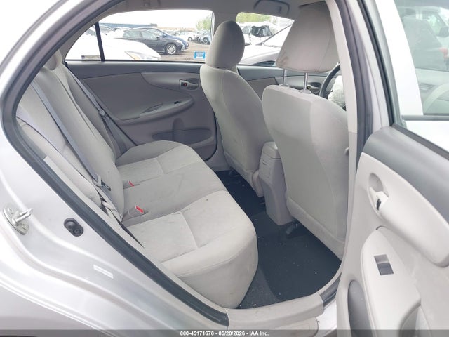 Toyota Corolla Le