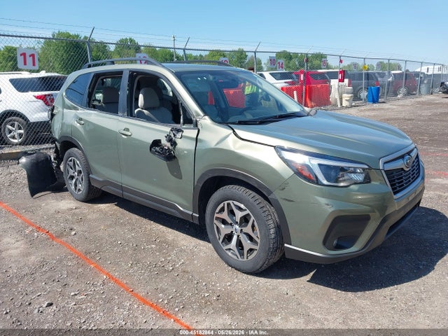 Salvage Subaru Forester Image