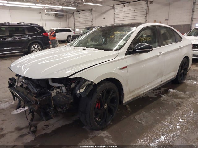 Volkswagen Jetta 2.0t Autobahn