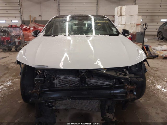 Volkswagen Jetta 2.0t Autobahn