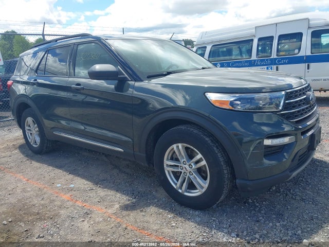 Salvage Ford Explorer Image
