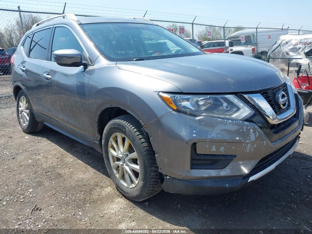 Salvage Nissan Rogue Image