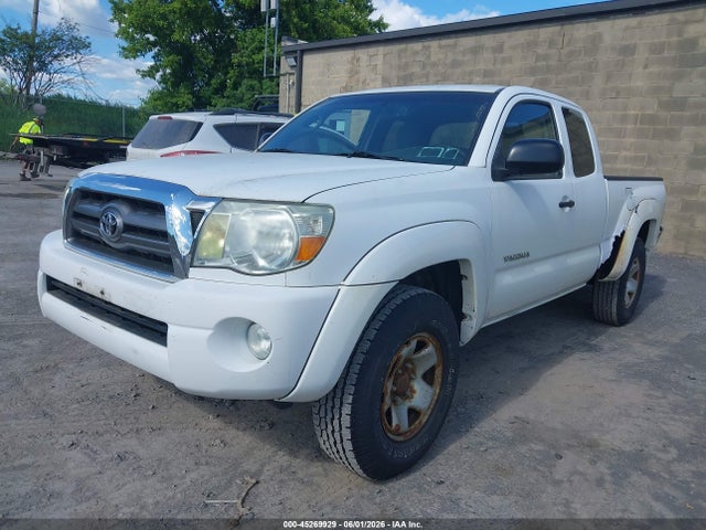 Toyota Tacoma Base V6