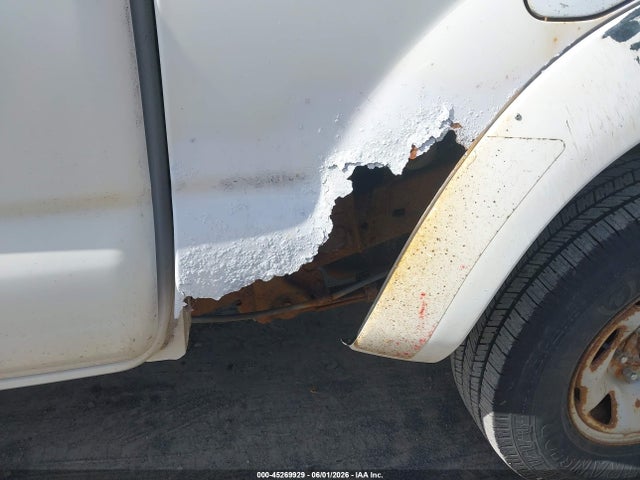 Toyota Tacoma Base V6