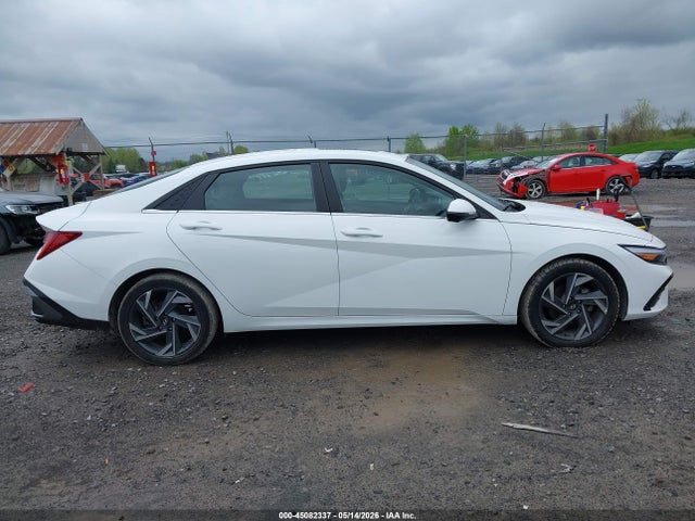 Hyundai ELANTRA Limited