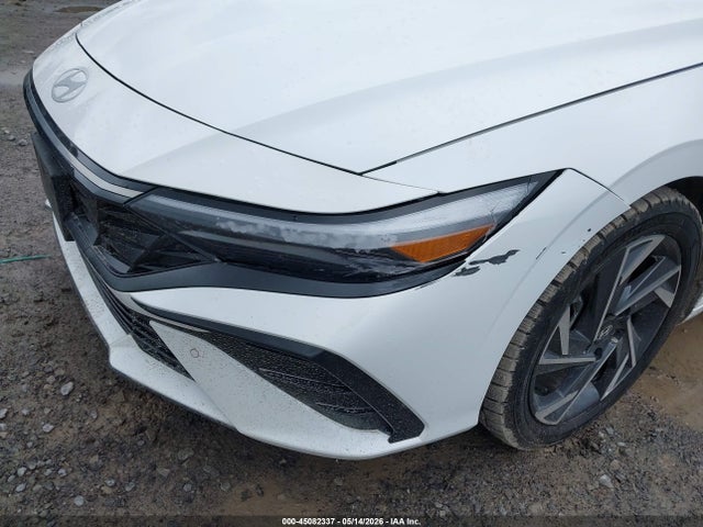 Hyundai ELANTRA Limited