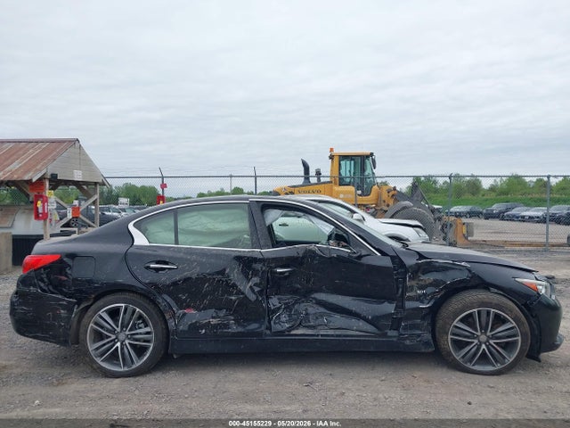 INFINITI Q50 3.0t Premium