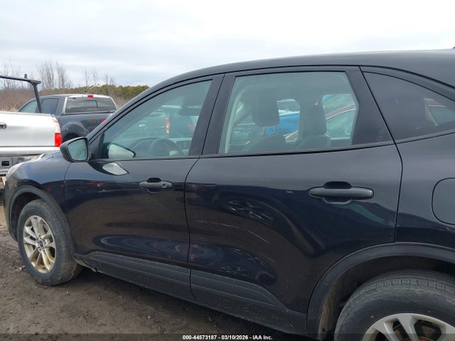 Ford Escape S