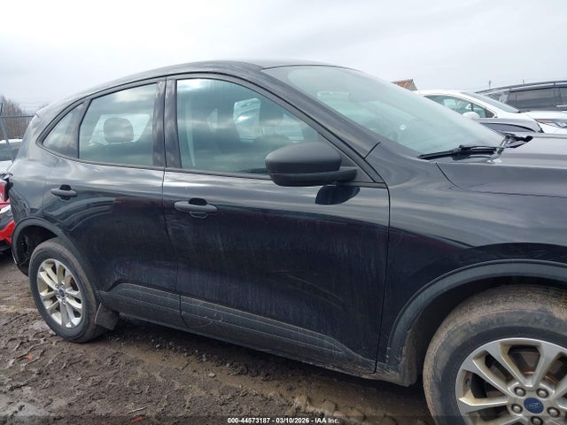 Ford Escape S