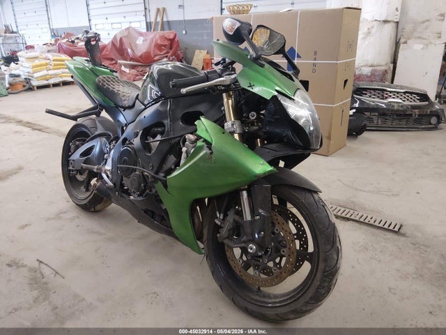 Salvage Suzuki Gsx-r600 Image