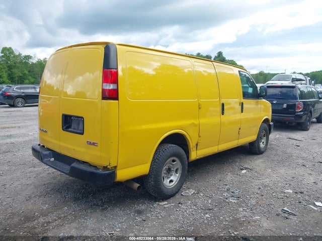 GMC Savana Rwd 2500 Regular Wheelbase Work Van