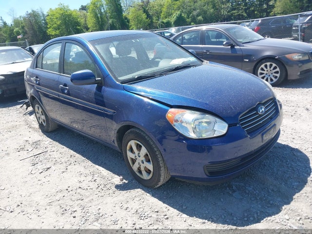Salvage Hyundai ACCENT Image