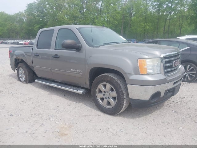 Salvage GMC Sierra 1500 Image