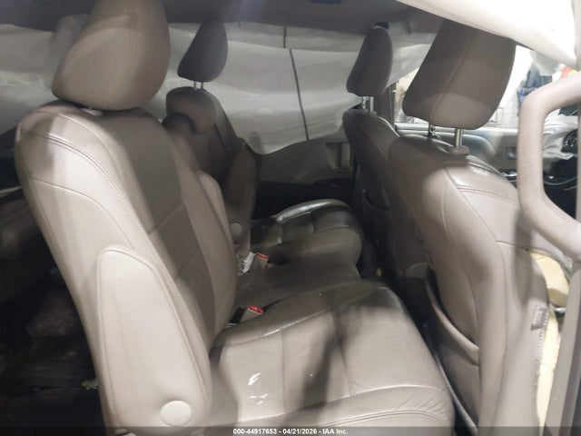 Toyota Sienna Xle 8 Passenger